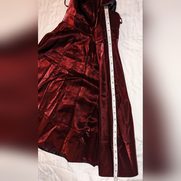 Jealous Tomato plunging neckline dress - Picture 6 of 6